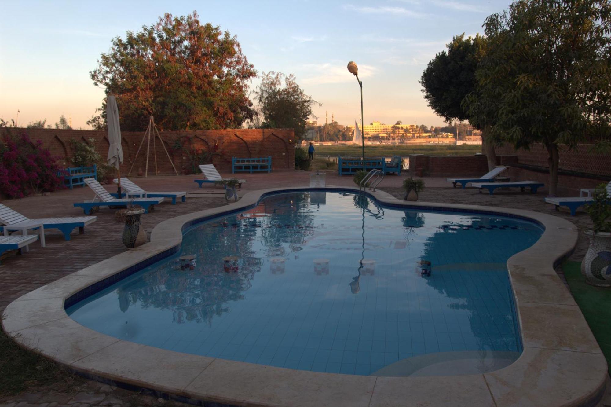 Al Baeirat Hotel Luxor Exterior foto